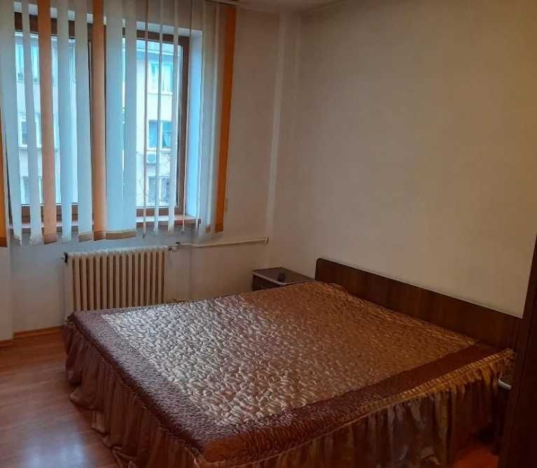 Дава се под наем Двустаен апартамент в Пловдив, Коматево - 65 кв.м за 229.5 € - Снимка #3