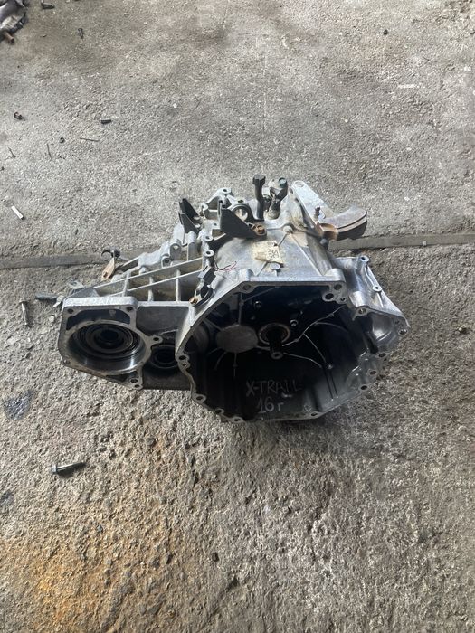 Nissan X Trail 2016 година 1.6 dci 6 скорости 4x4 Скоростна Кутия