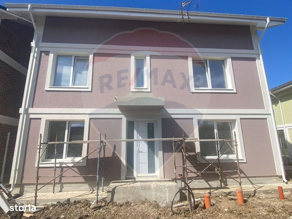 DE VANZARE Vilă cu 4 camere Otopeni , Comision 0% !