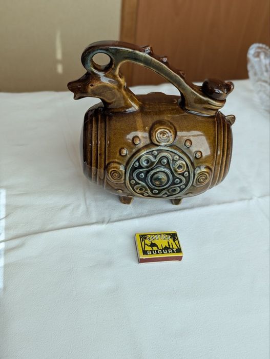 Продам кувшины из стекла и керамики