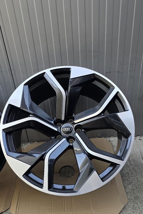 23" оригинални джанти  Audi Q8 ,RSQ 8