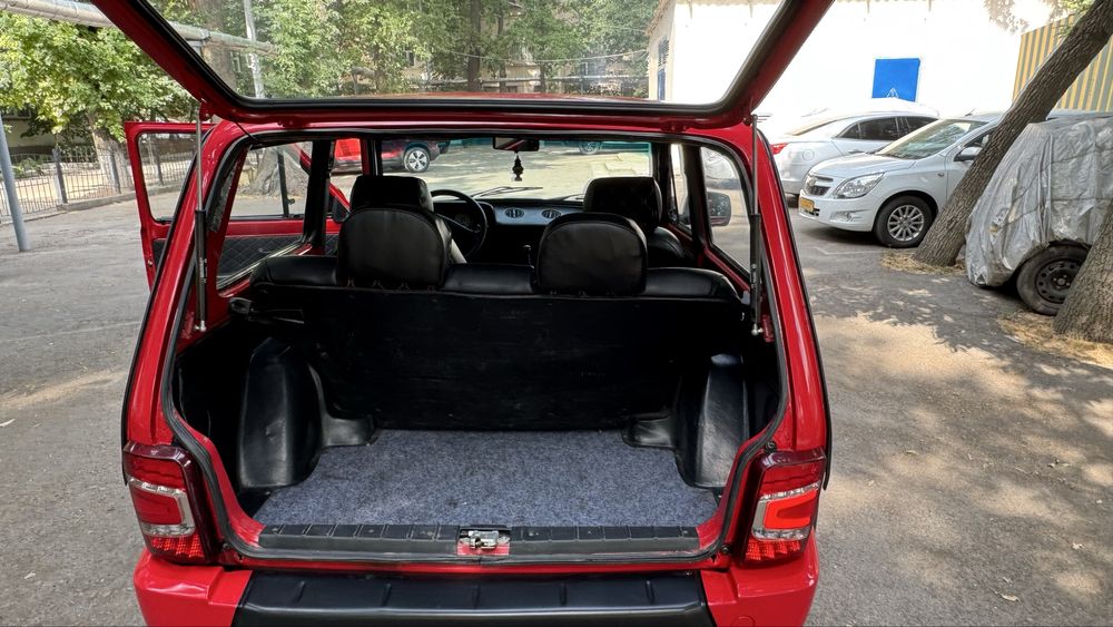 Lada   Niva   2121