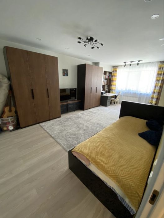 Кровать IКЕА с матрасом