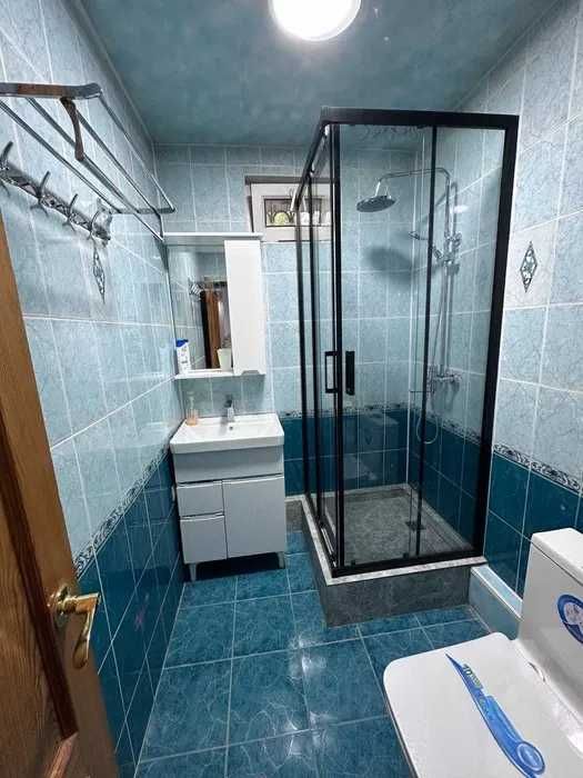 R1 Сдаётся квартира 2/2/5 на Мирзо Улугбекский Художник!