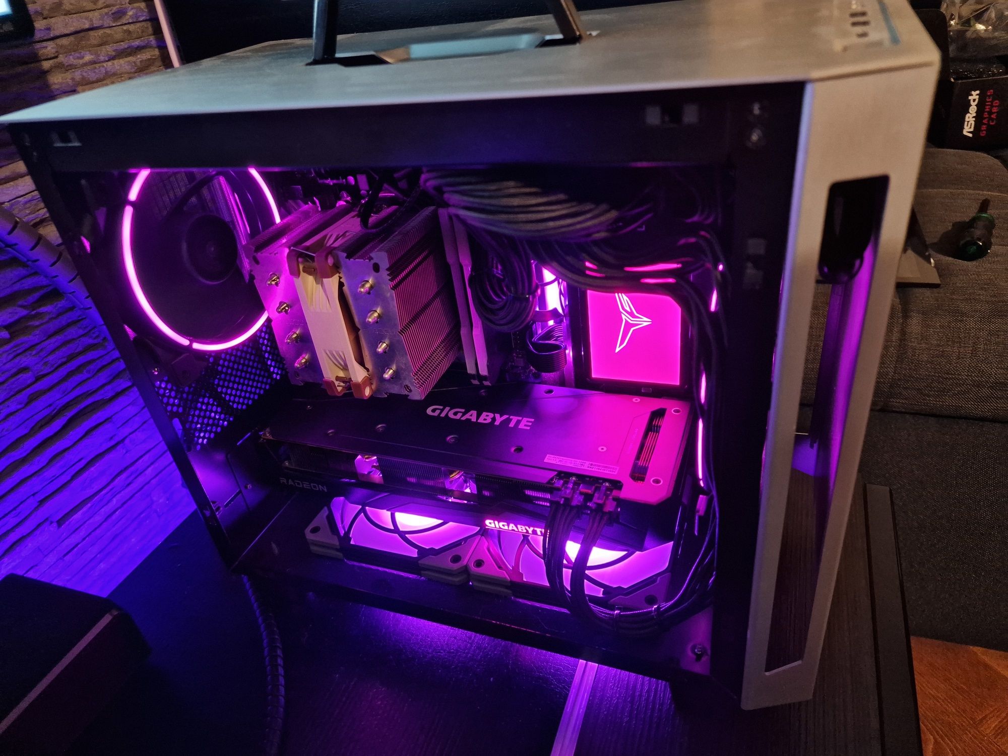 PC Gaming SFF I5 + Radeon 6700XT