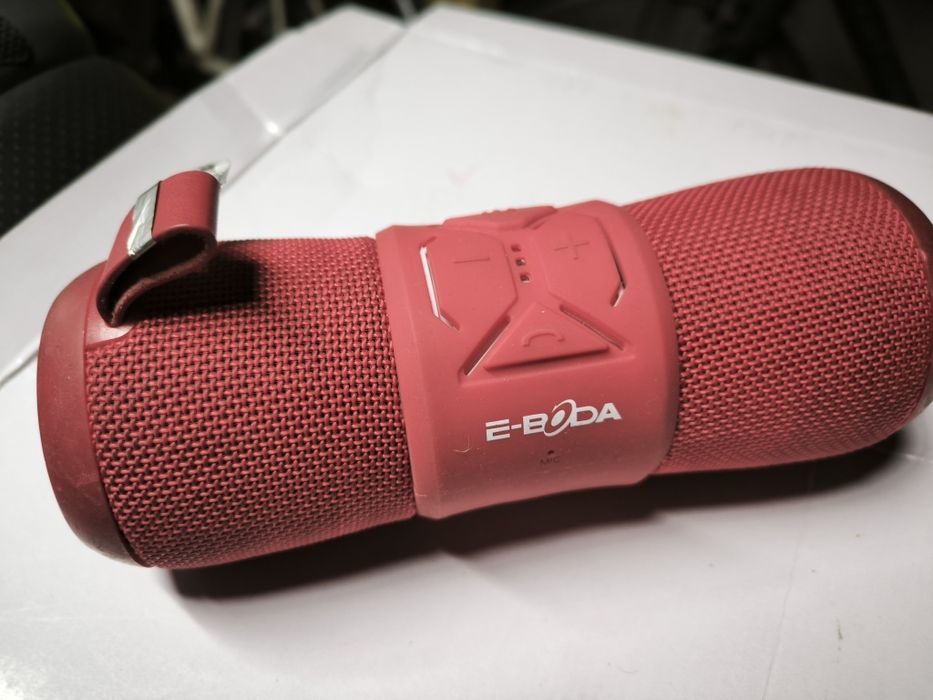 Boxă potrabila e-boda