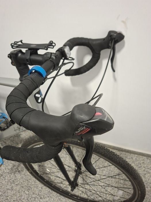 Cursiera / gravel  triban rc120  Xl cu frâne pe saboti