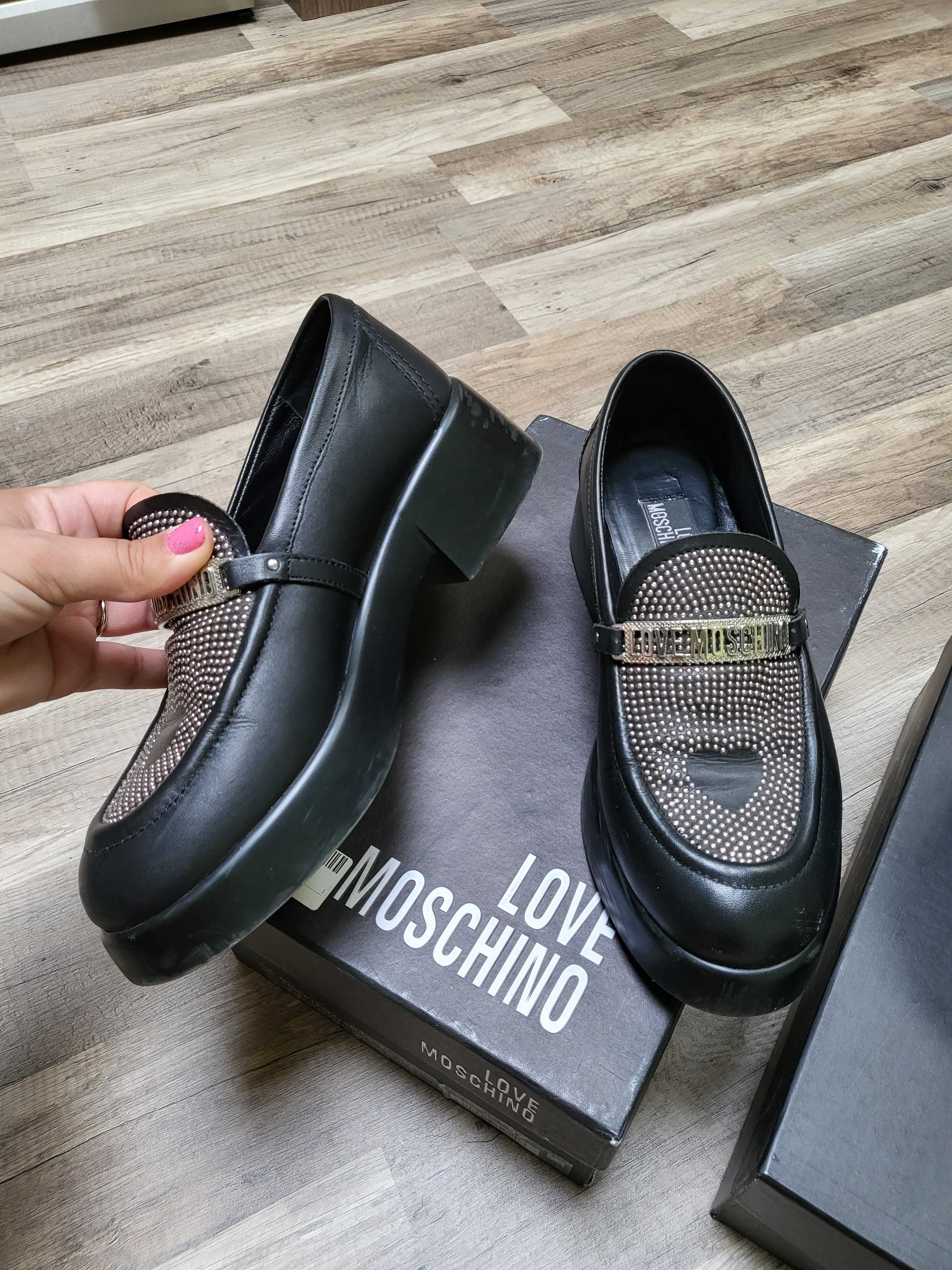 Скрахотни обувки на Love Moscino,Musette,CarloFabiani