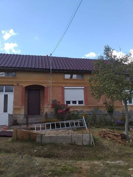 Reparati Acoperisuri Montaj Tigla Metalica