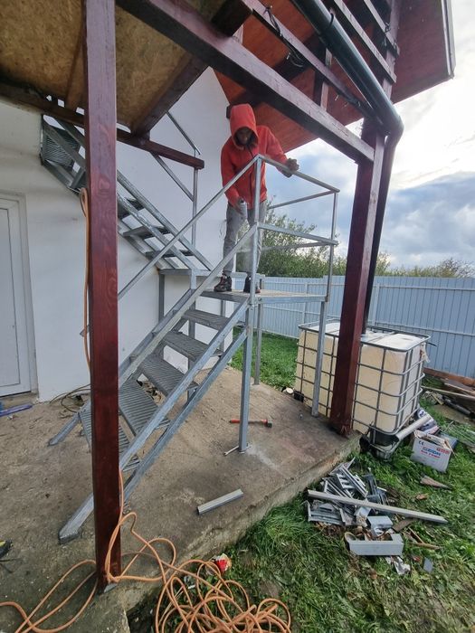 Scări metalice galvanizate