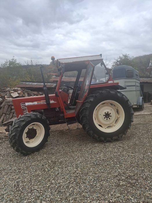 Vînd tractor Fiat agri 80-88 din 1990 în stare foarte buna