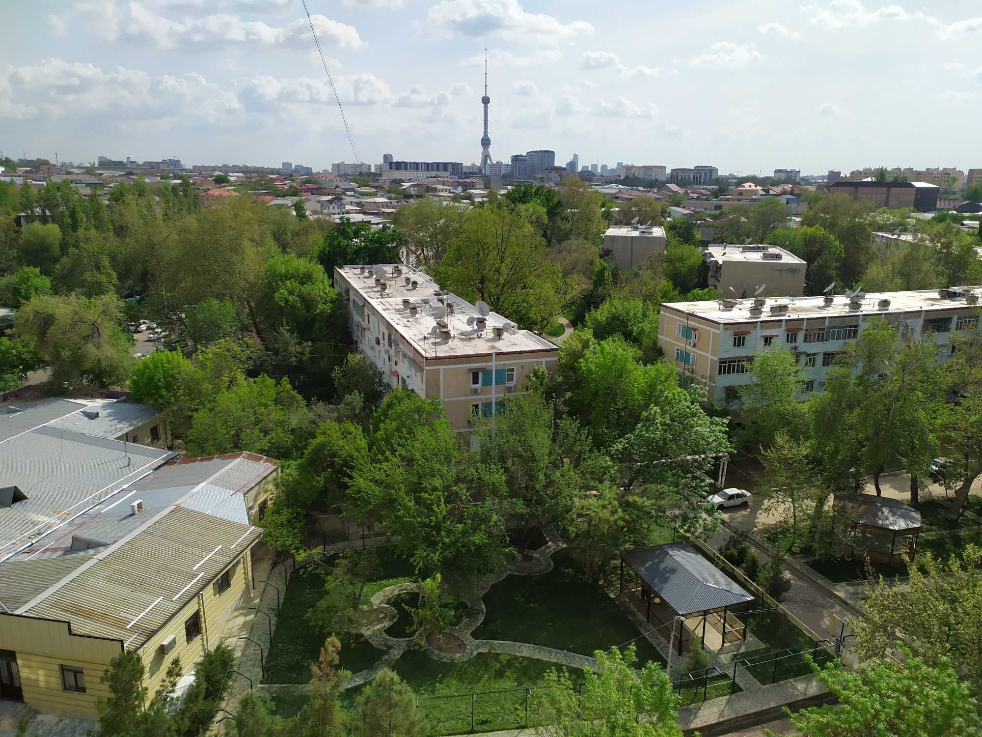 Продаю свою 1/9/9 43кв Юнусабад-3 Mega Planet метро Юнусабад Универсам