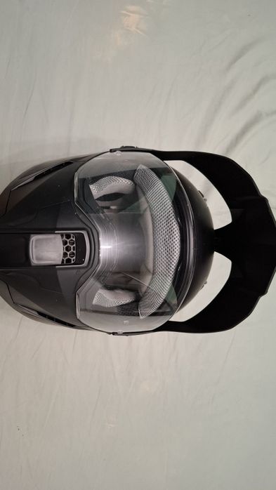 Vând casca caberg xtrace