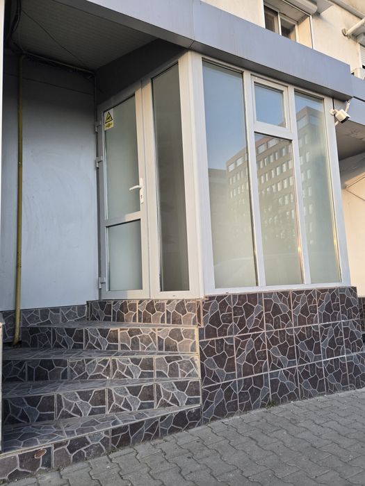 Spațiul comercial  de închiriat in zonă nicolina.