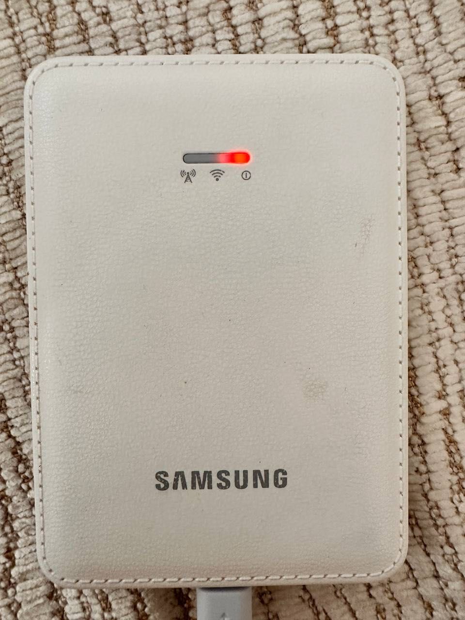 Мобильный Wi-fi роутер Samsung (Mobile Hot Spot) V101F