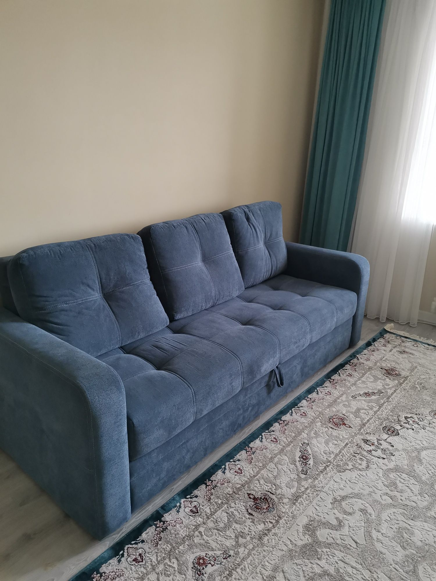Продам диван раскладной