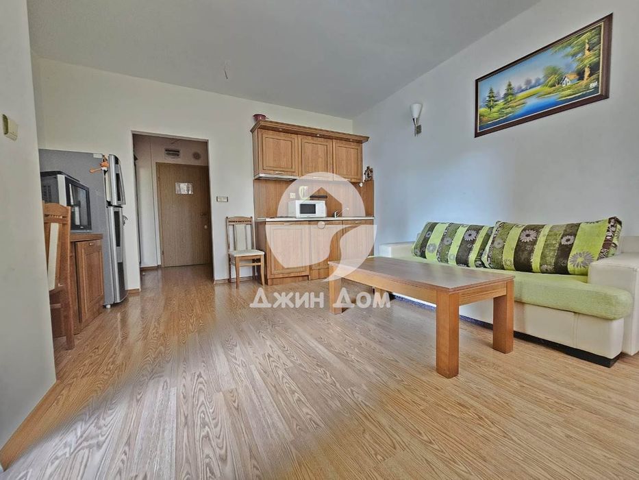 Продава се Двустаен апартамент в к.к. Слънчев бряг - 63 кв.м за 1080 €/кв.м - Снимка #1