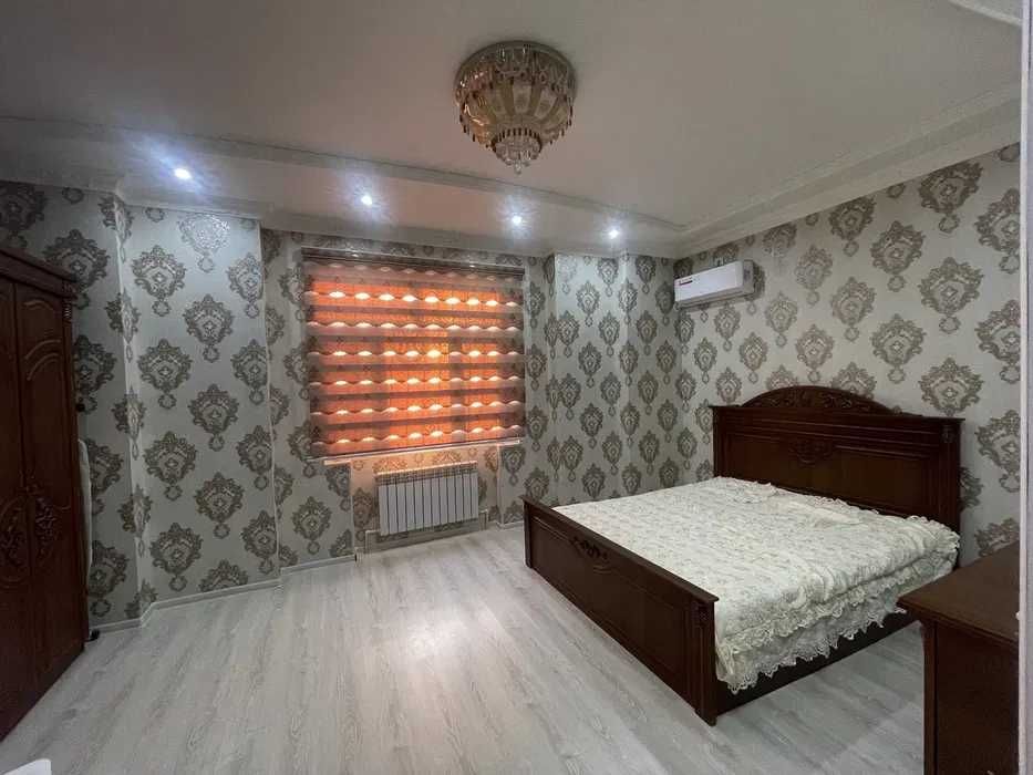 Срочно сдается котедж 2 этажа,4 комнаты,1,5 сотки,Кумарик.