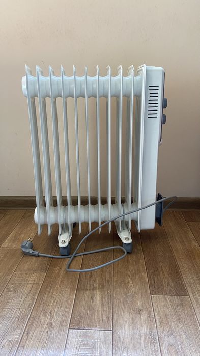 Продам Масляный радиатор Ballu Cube BOH/CB-11W белый
