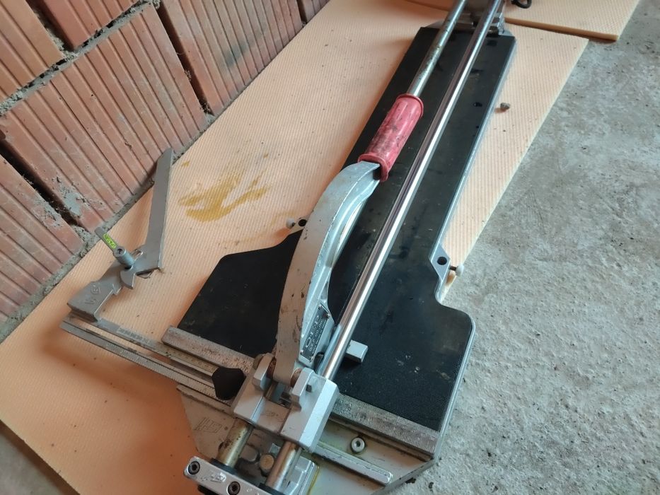 Scule mașină  gresie ,ciocan rtopercutor Dwoalt ,circular Makita