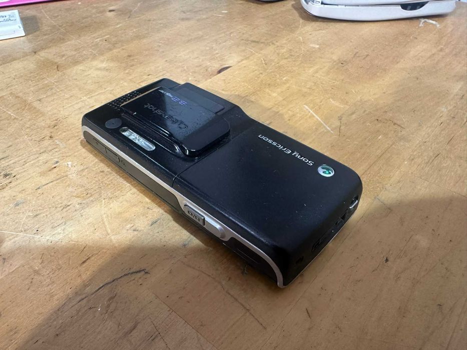 telefon mobil Sony ericsson k800i