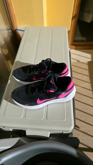 Маратонки nike 35,5р.