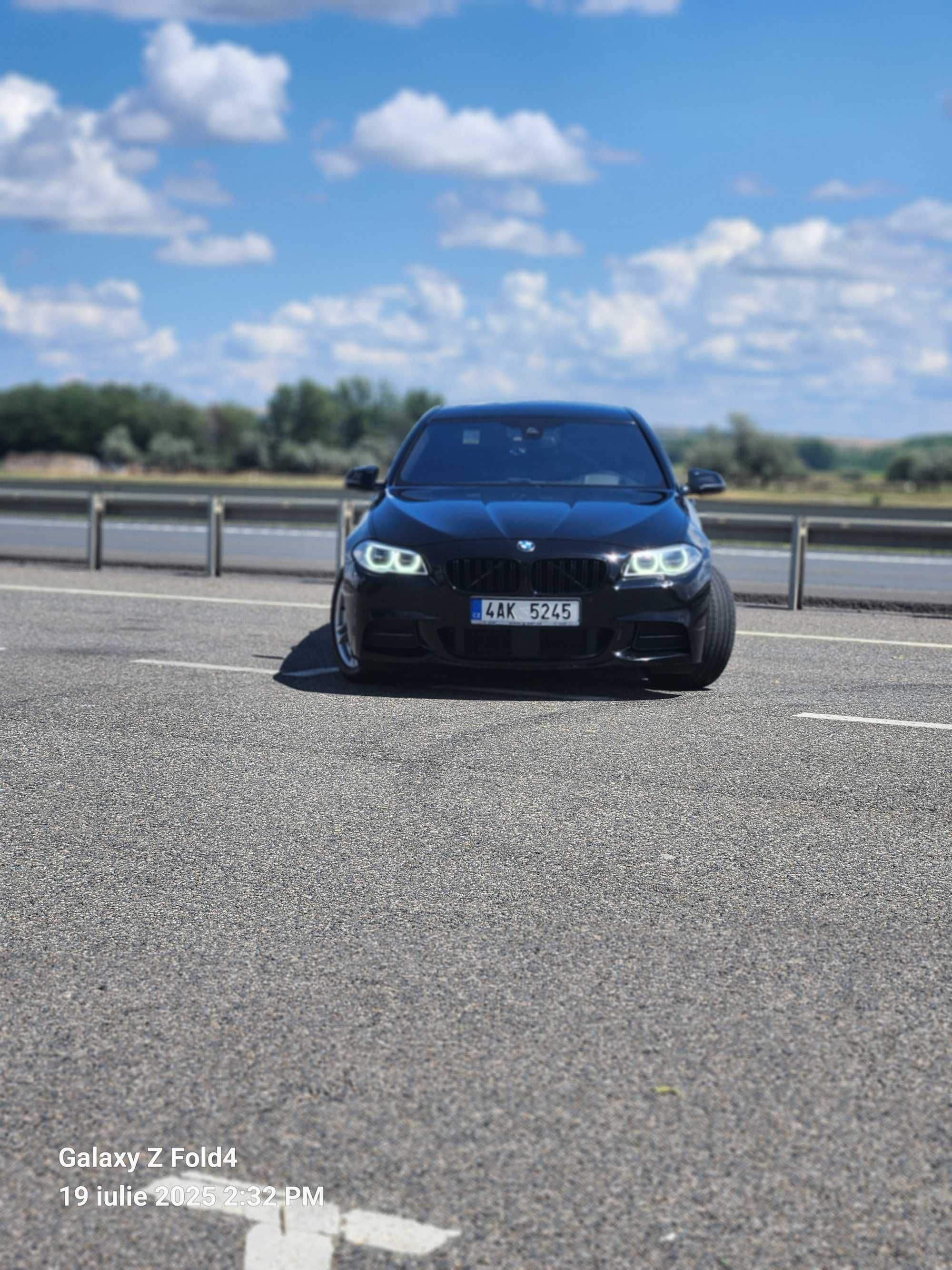 Vand Bmw 530d xdrive pachet m, stare perfecta de functionare.