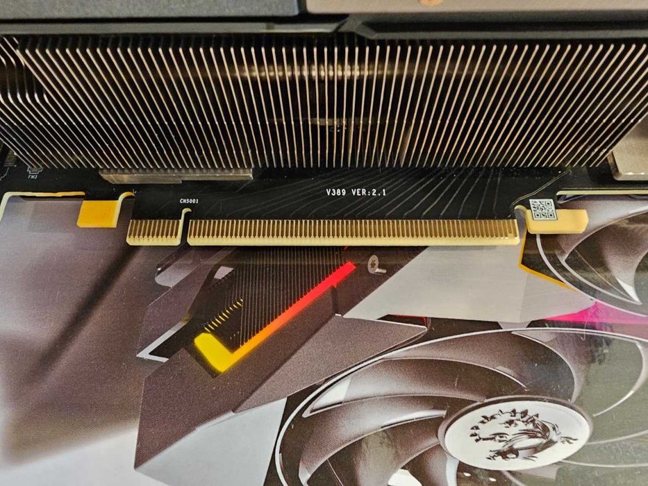 MSI GeForce RTX 3080 Ti SUPRIM X 12GB – stare impecabilă