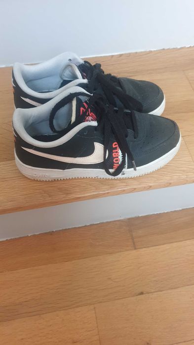 Спортни обувки Nike