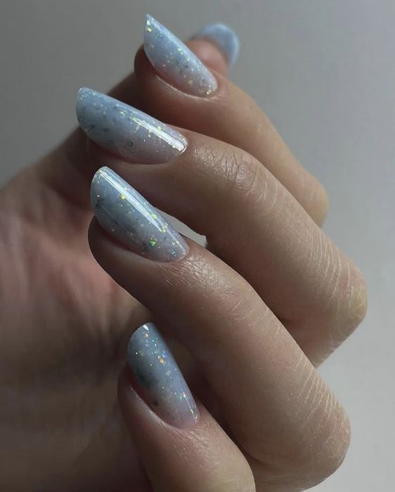 Servici complete de Manichiura