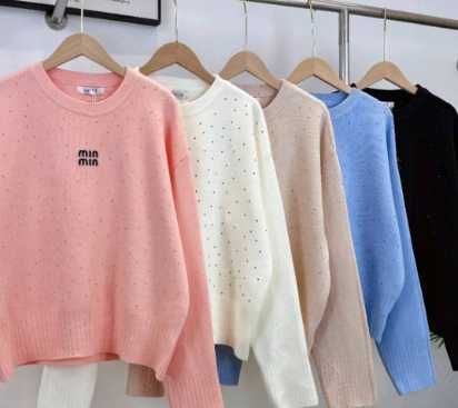 Суичър декориран с камъни