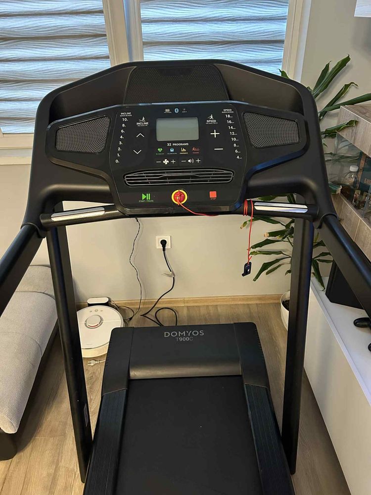 Бягаща пътека Domyos T900C