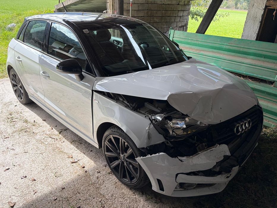 Audi A1 1.2tsi Avariat 2014 S-line