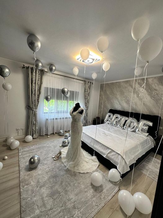 Vând rochie de mireasa ,impecabila .