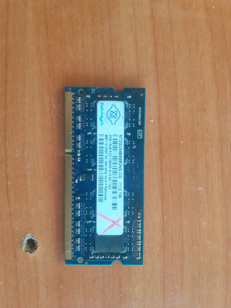 ОЗУ 2gb ddr3-ddr2 для ноутбуков.