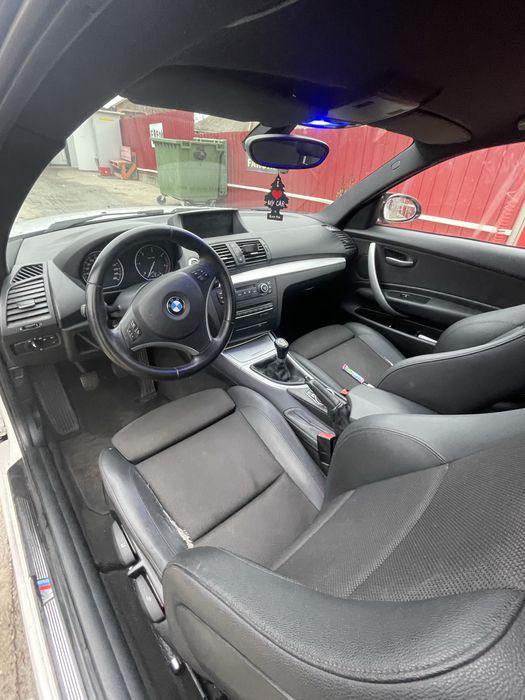 Vând sau schimb Seria 1 120D E81 2007