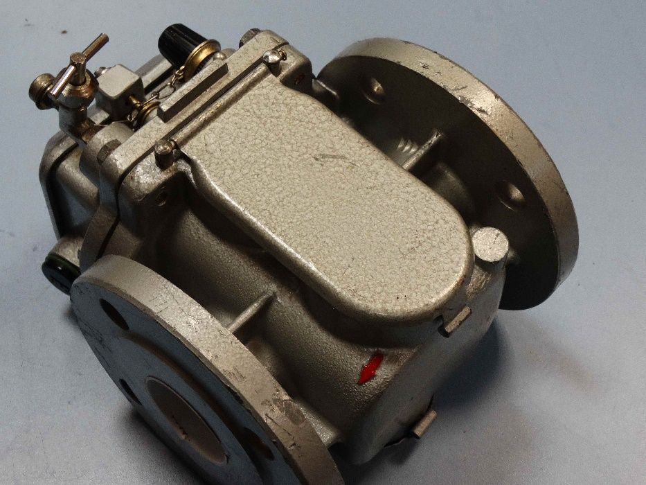 Реле тип BF 50/10 за трансформатори