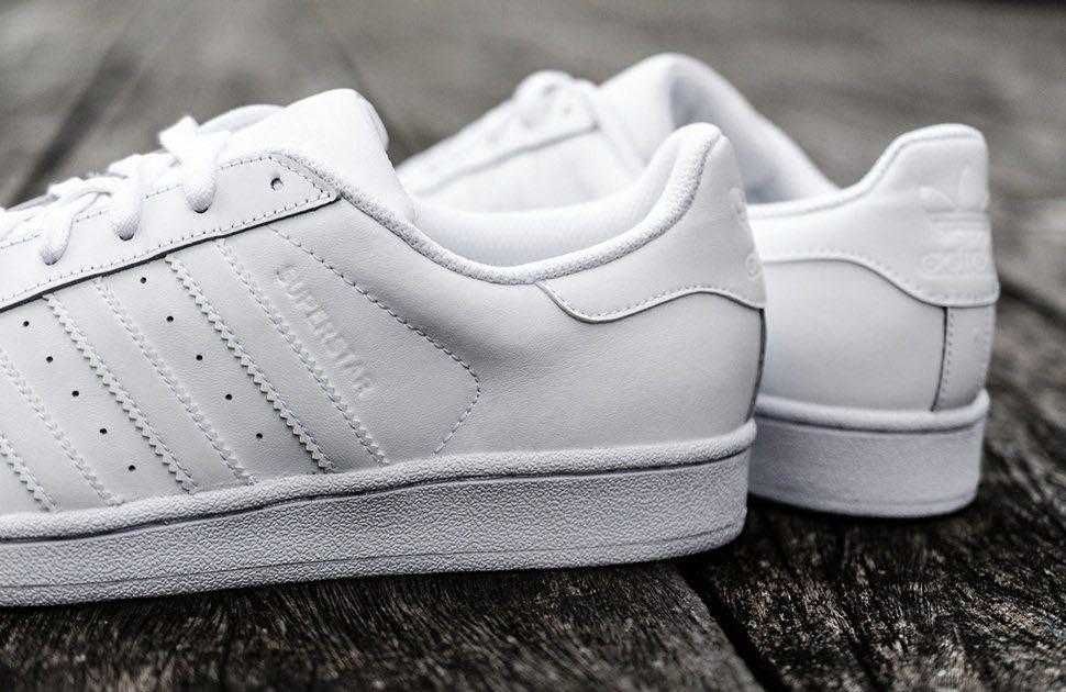 Оригинални кожени кецове *ADIDAS SUPERSTAR FONDATION* EU44 2/3 -46 2/3