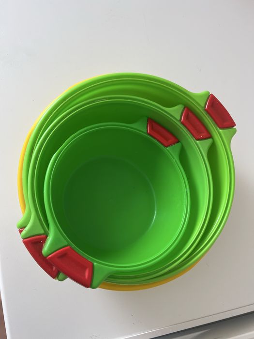 Чашки пласмассовые за все 500 тенге