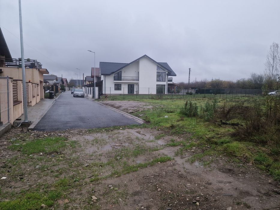 Teren  intravilan 424 mp - str. Savinesti