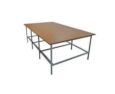 Продам Раскройный стол б/у в отличном состоянии  150 см х 250 см