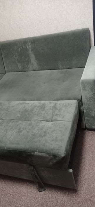 Диван  б/у в хорошем состоянии