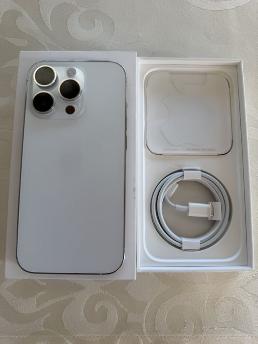 IPhone 14 Pro silver