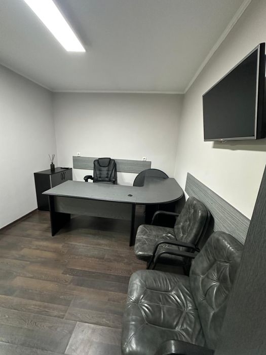 Inchiriez spatiu str Horea, Oradea