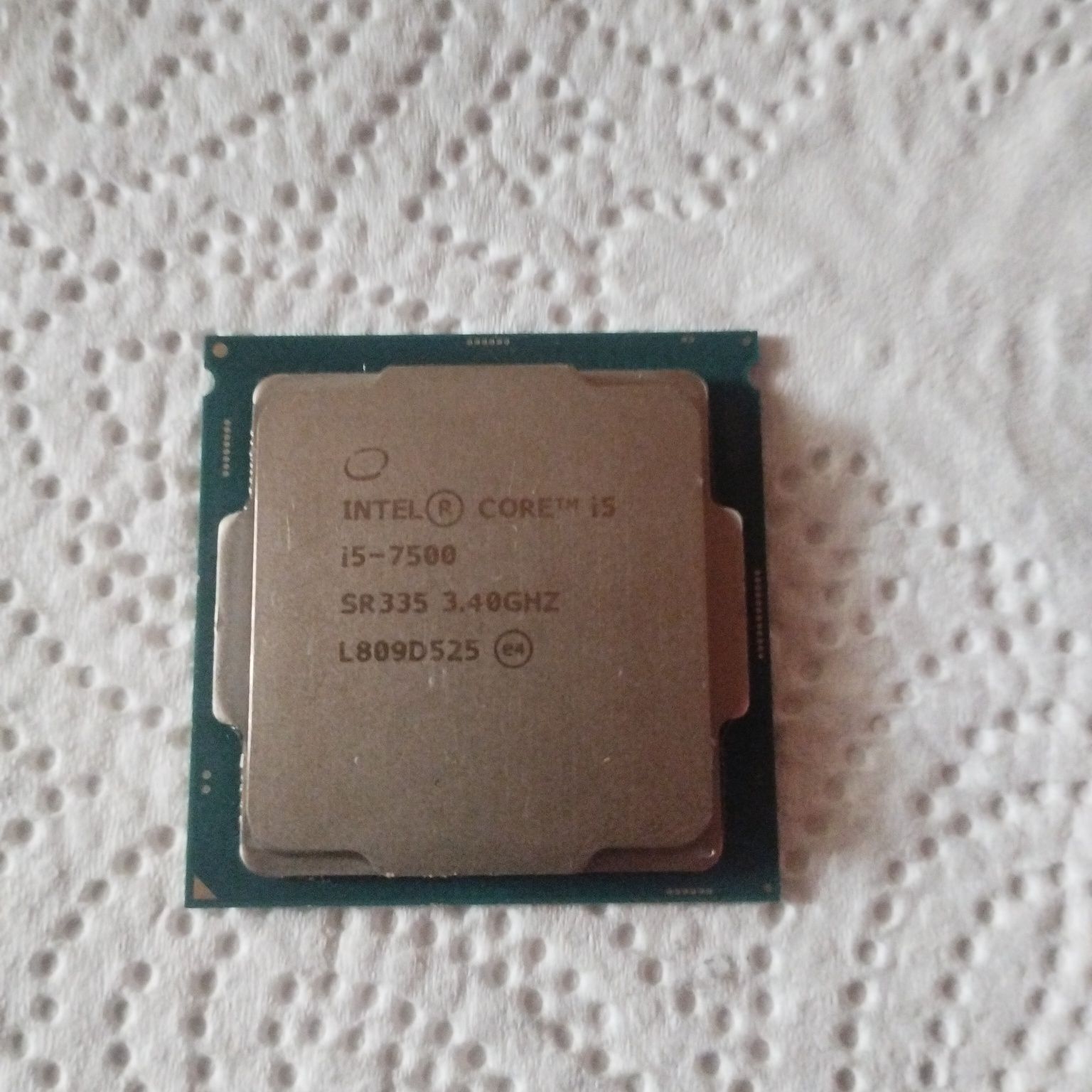 Процесор Intel i5 7500