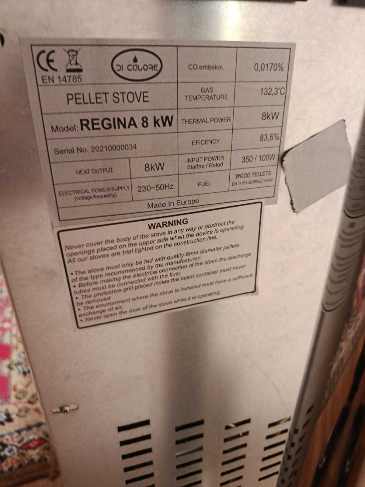 Пелетна камина REGINA8 KW+ 1 тон пелети