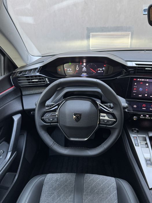 Schimb/Variante Peugeot 408 36.200km din 2023