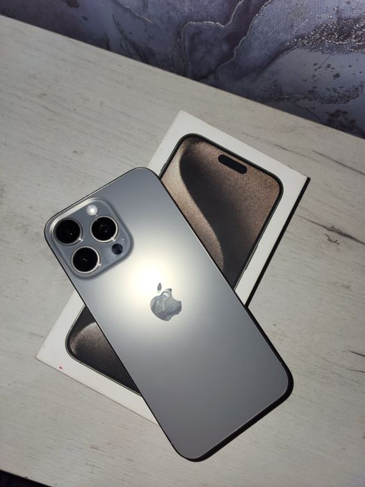 Продаю Iphone 15pro max