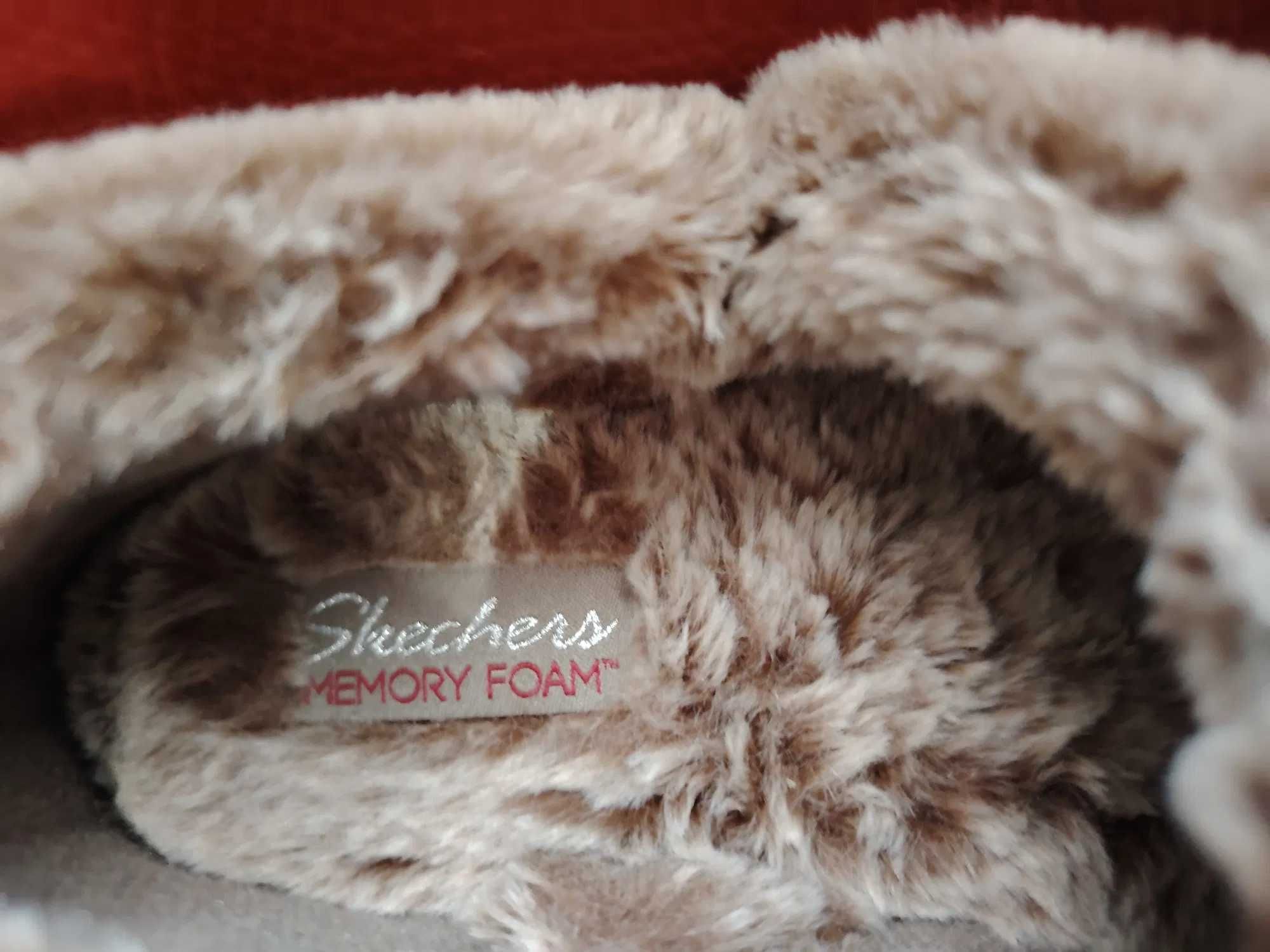 Skechers Papuci de Casă-Noi 39