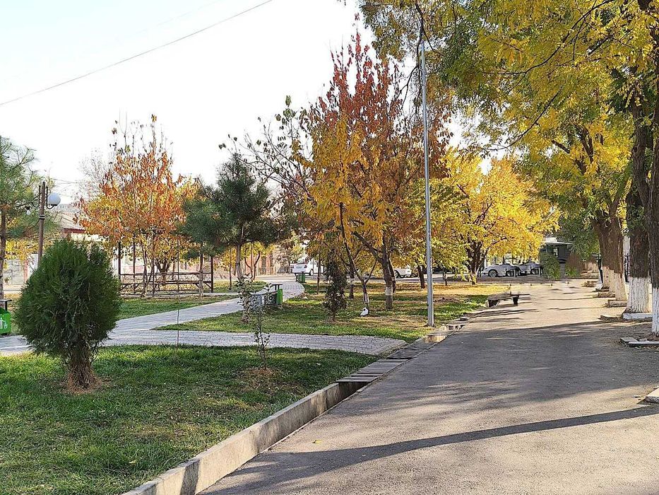 Yu  Сдаётся офис 130м2 на 1 линии,  4 роддом, по 13у.е./м2 - торг